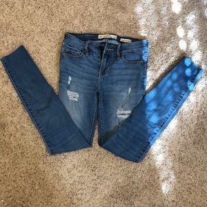 mid-wash ripped jeans